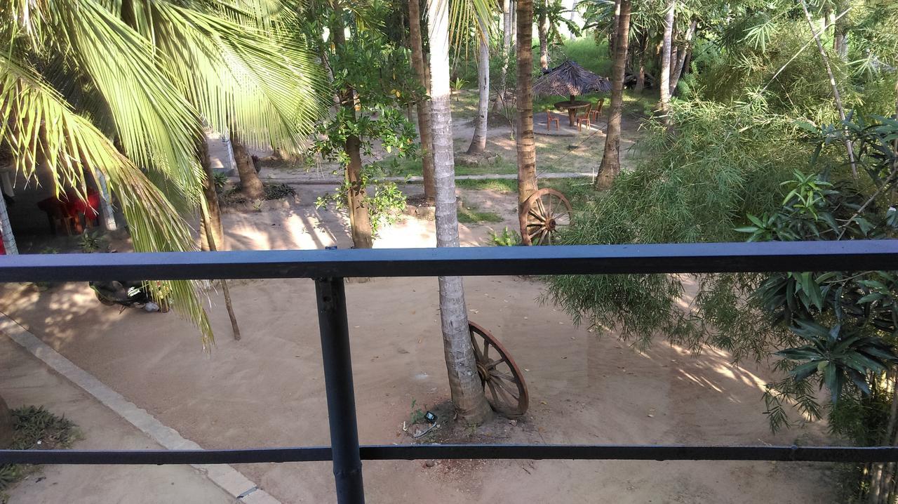 Coconut Park Acomodação com café da manhã Anuradhapura Exterior foto